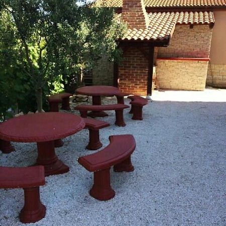 Jagačić apartments  Peroj Bagian luar foto